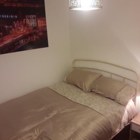 Bridge House Derry City Townhouse Central Free Parking Villa Exterior photo